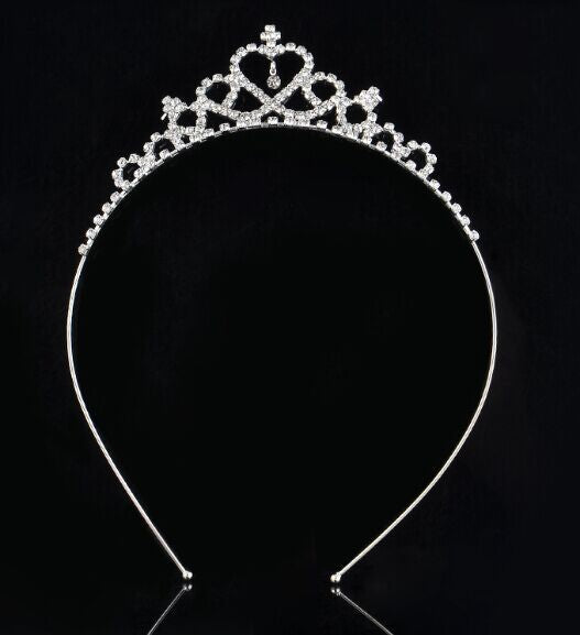 Women Elegant Crystal Tiara Stornfield