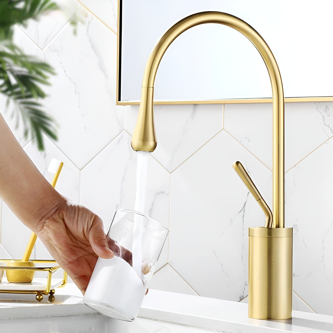 Stornfield | FlexFlow – Seamless 360° Faucet Control for a Drip-Free Experience