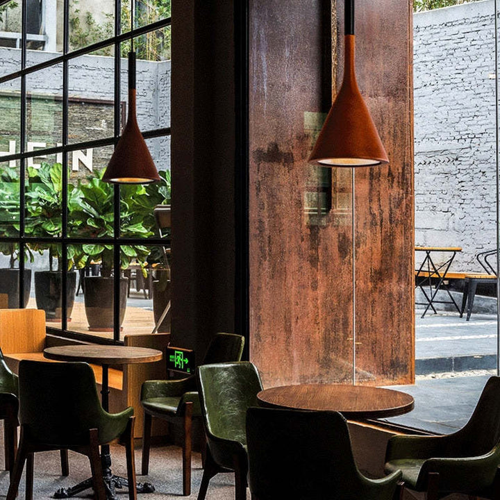 Modern Triangle Pendant Lamp - Trionda | Stornfield