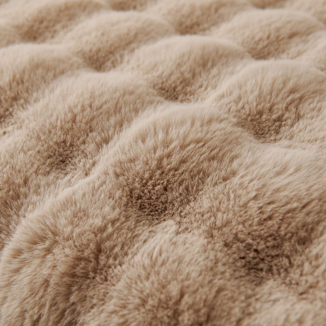 Luxe Ripple Faux Fur Sofa Cover - Modern, Stylish & Durable Sofa Protection | Stornfield