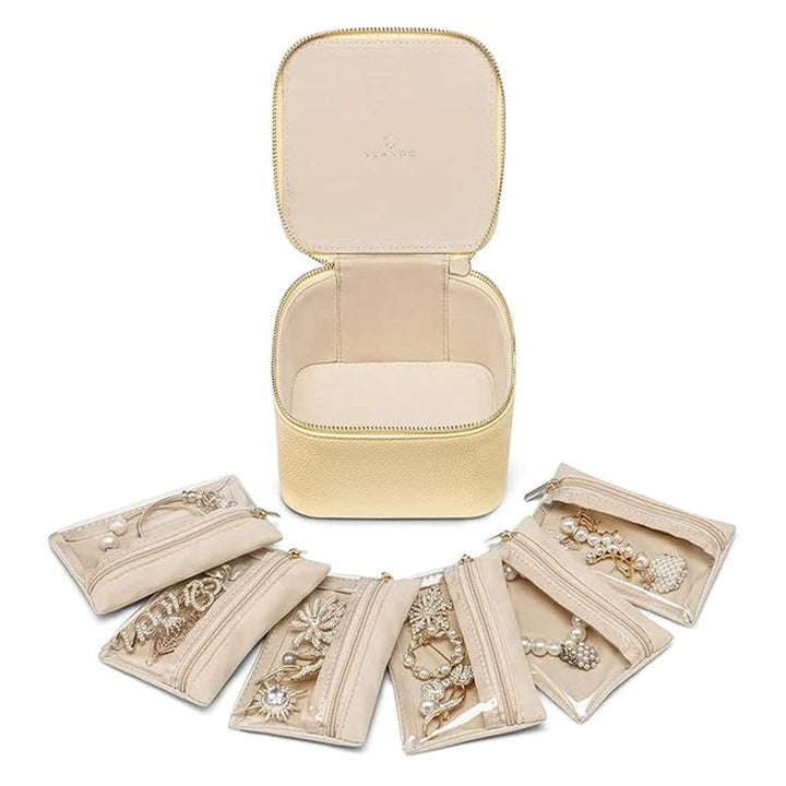 Leather travel jewelry box | Stornfield