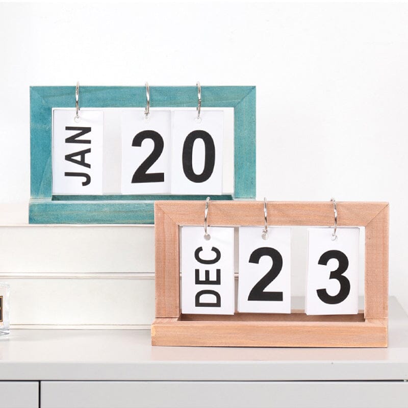 Dutch teak wood desk calendar | Stornfield