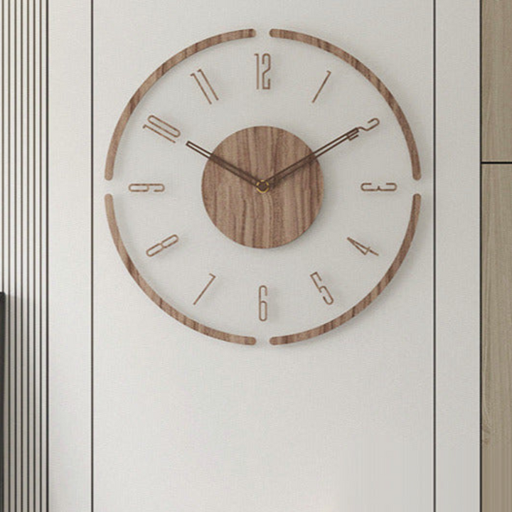 35cm Nordic Minimalist Wall Clock made of solid wood | Stornfield