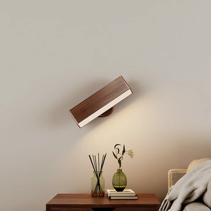 Pivot Motion Spot Light | Stornfield