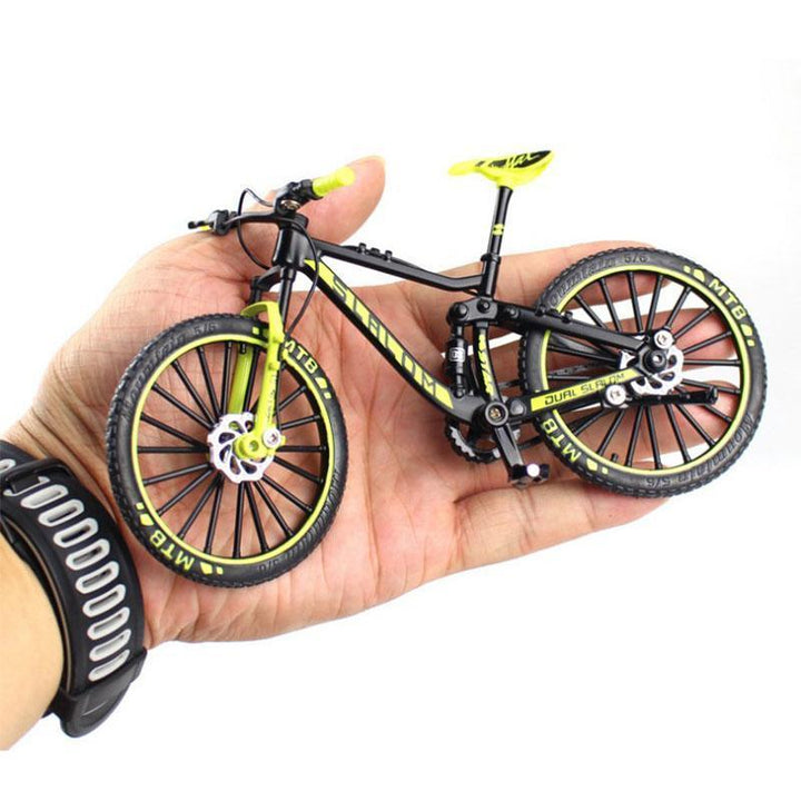 Race Bike 1:10 Model Die-Cast Metal Toys | Stornfield