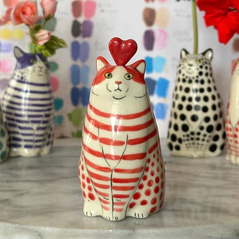 Stornfield | Dotted Cat Vase