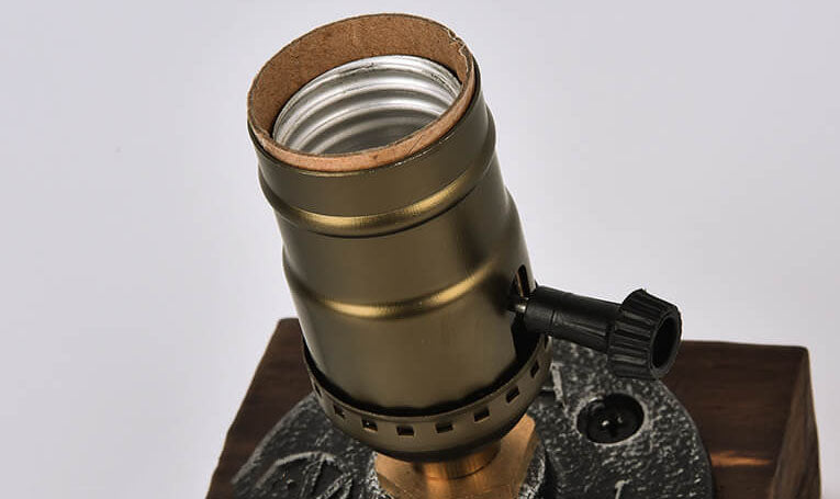 Stornfield | Industrial Vintage Iron 1-Light Bulb Table Lamp