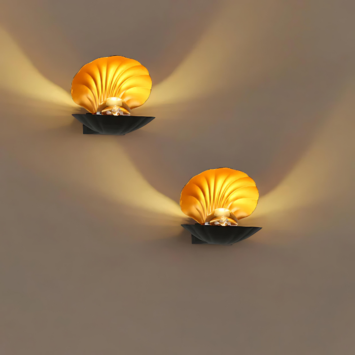 Outdoor wall lamp with WeatherSeal protection | Stornfield