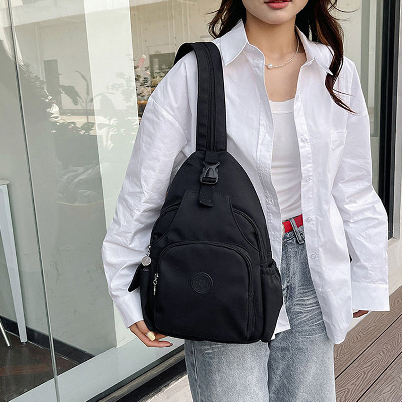 Multifunctional lightweight chest pocket | Stornfield