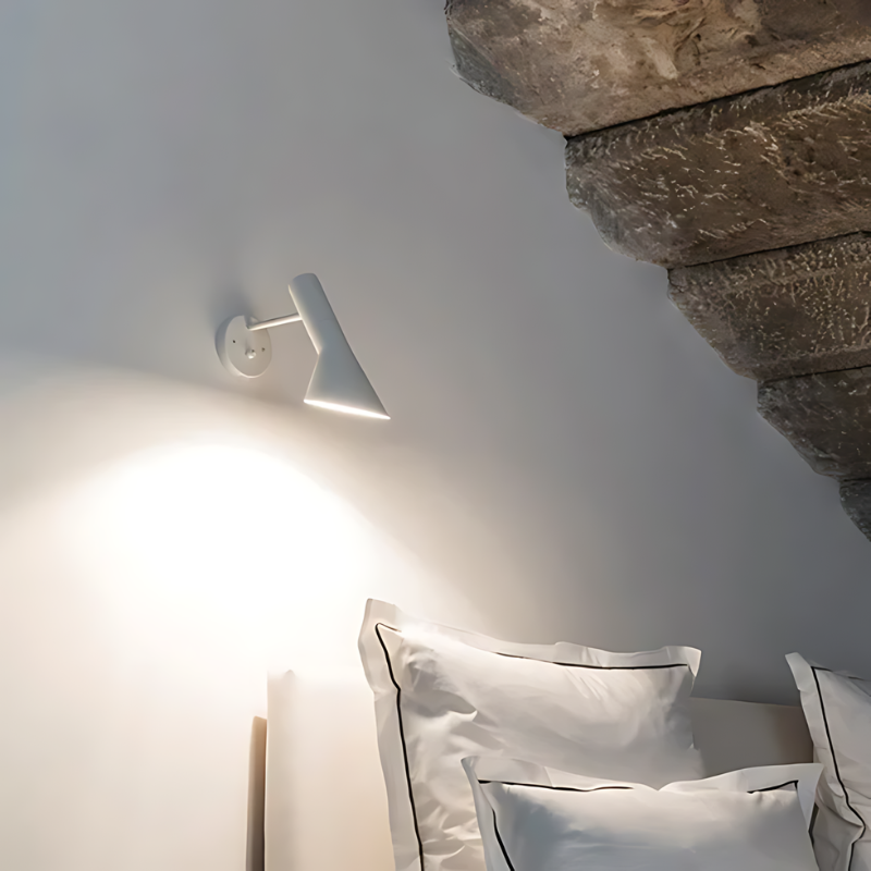 Timeless Vintage Wall Lamp for Classic Elegance | Stornfield