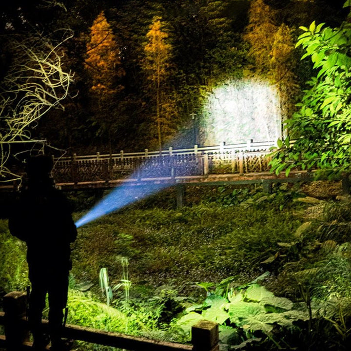 Powerful LED flashlight | Stornfield