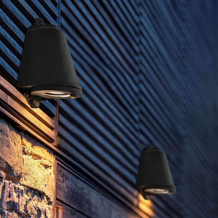 Elegant Outdoor Aluminum Wall Lamp | Stornfield