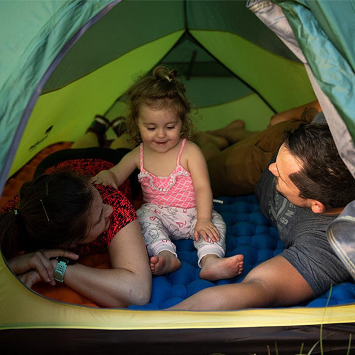 Camping Rug with Air Mattress | Stornfield