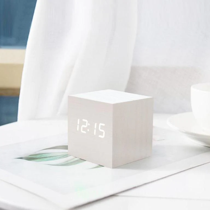 Stornfield | LED Cube Clock