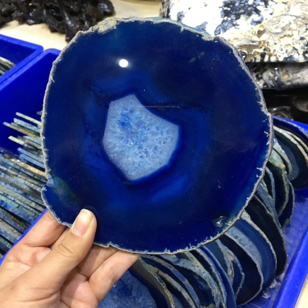 Stornfield | Blue Agate Crystal Disk