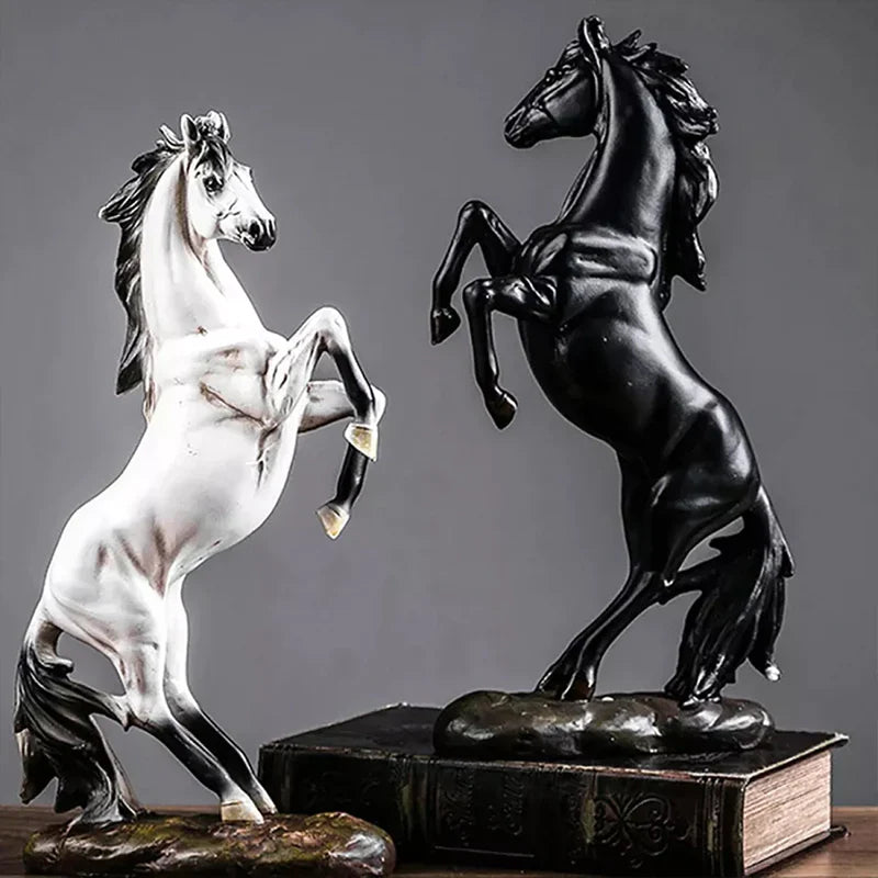 Standing Horse Ornament Stornfield