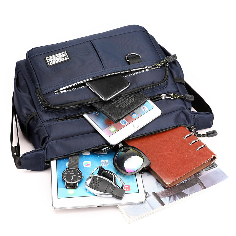 Men's messenger bag with multiple pockets | Stornfield