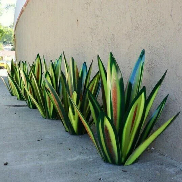 Waterproof Solar Garden Agave Lamp Decoration | Stornfield