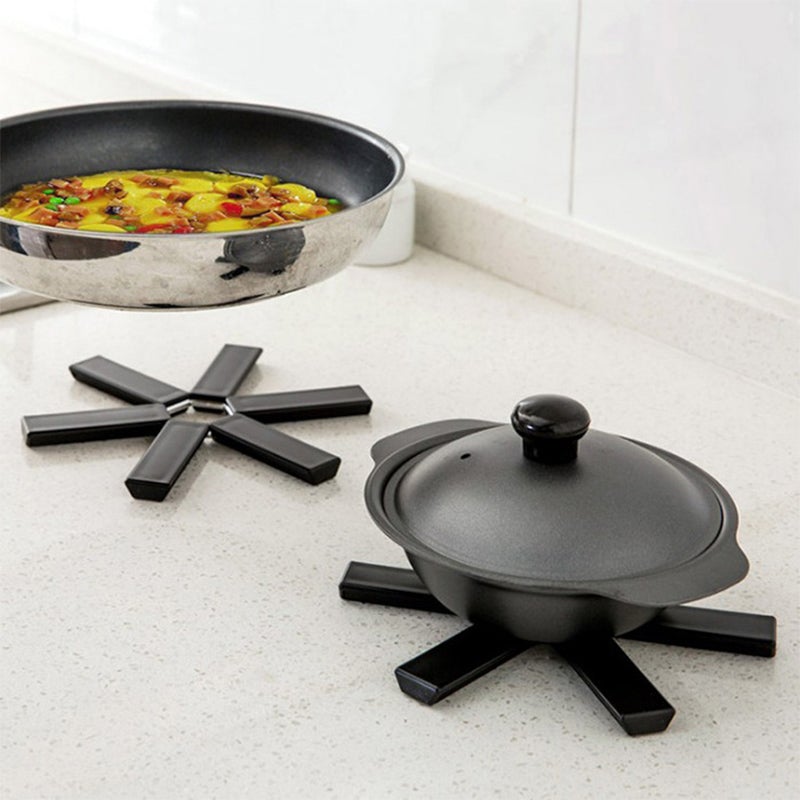 Creative Folding Heat Insulation Pad | Stornfield