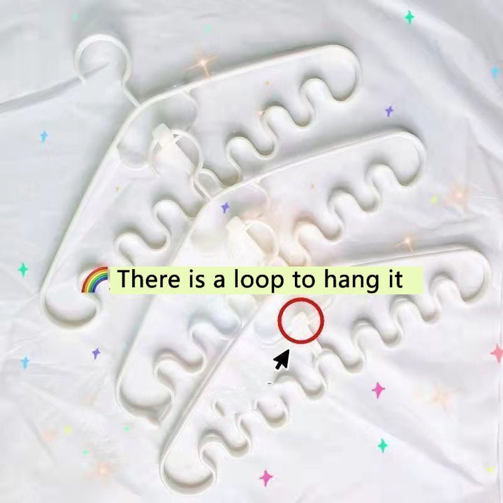 Japanese Space-Saving Wavy Cloth Hanger | Stonrfield