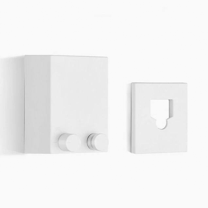 Retractable clothesline for indoors/outdoors | Stornfield