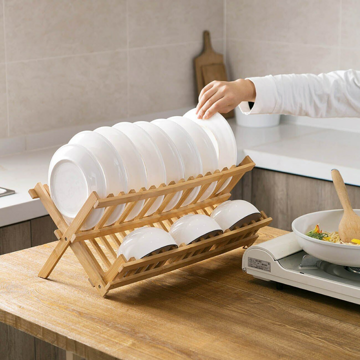 Bamboo drying rack with vertical compartments | Stornfield