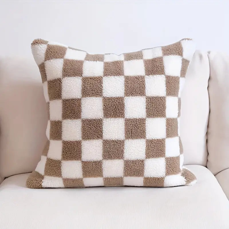 Stornfield | Checked Faux Fur Pillowcase