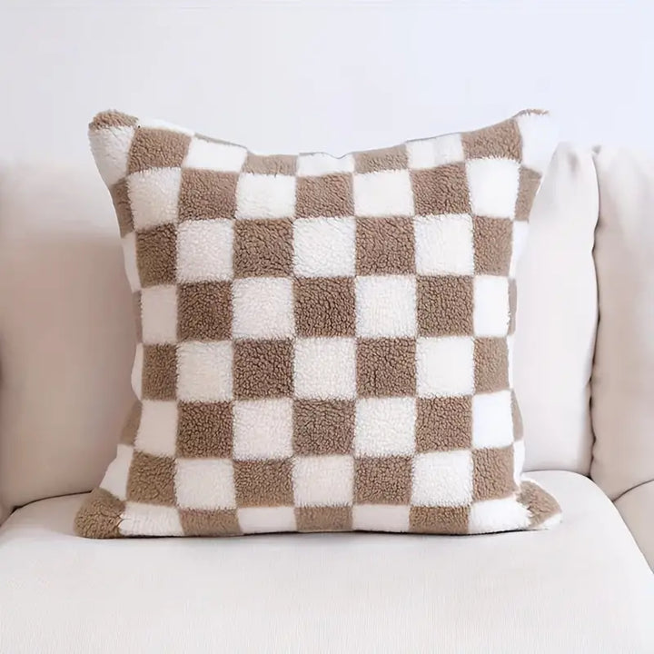 Stornfield | Checked Faux Fur Pillowcase