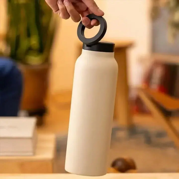 Stornfield | 3-in-1 insulated cup with magnetic bottom and phone holder
