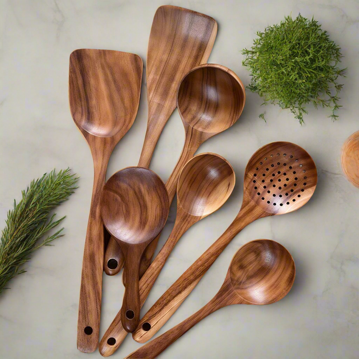 TeakChef Kitchen Set – Durable Antibacterial Kitchen Utensils made of Teak Wood | Stornfield