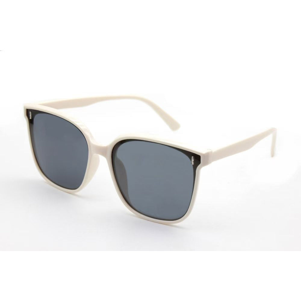 Sunglasses in many designs – from classic to trendy! | Stornfield