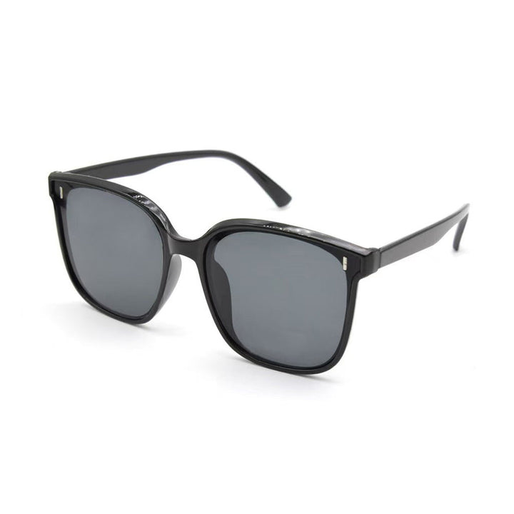 Sunglasses in many designs – from classic to trendy! | Stornfield