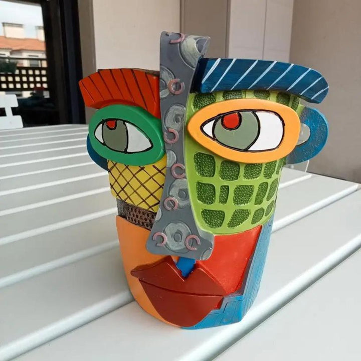 Stornfield | Abstract Face Planter