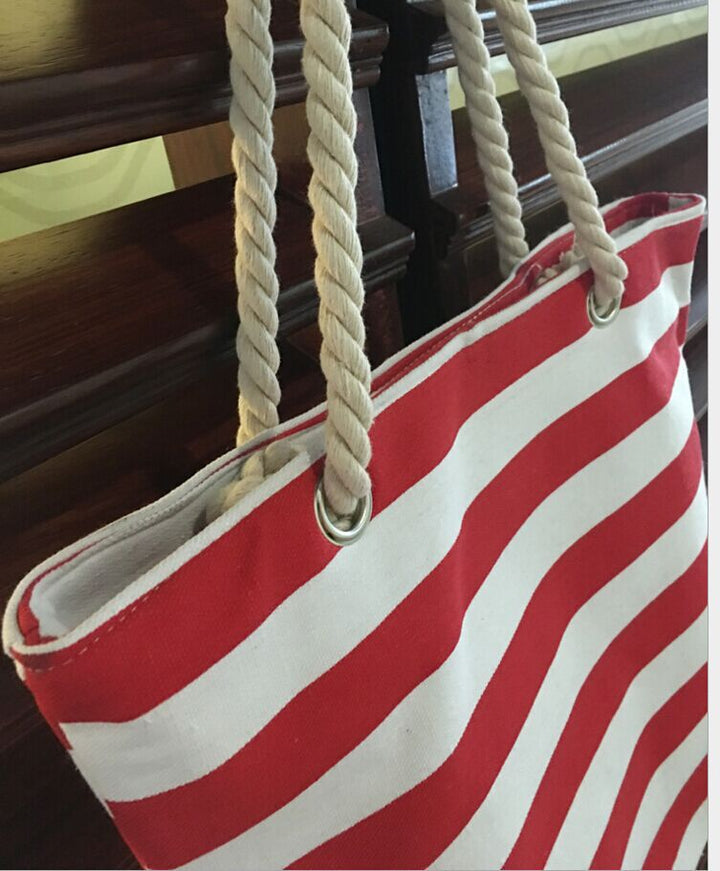 Durable beach bag with sturdy rope handles Stornfield