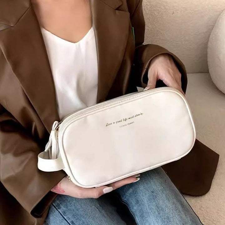 Portable cosmetics bag with large capacity | Stornfield