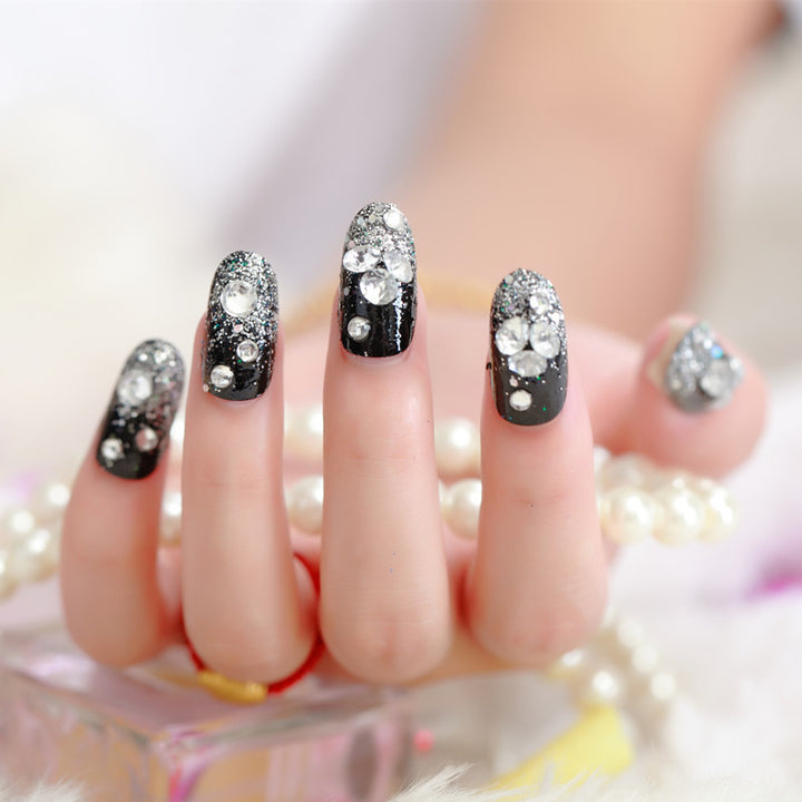 Artificial nails with delicate floral decorations Stornfield