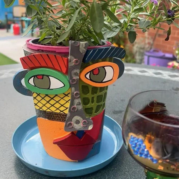 Stornfield | Abstract Face Planter