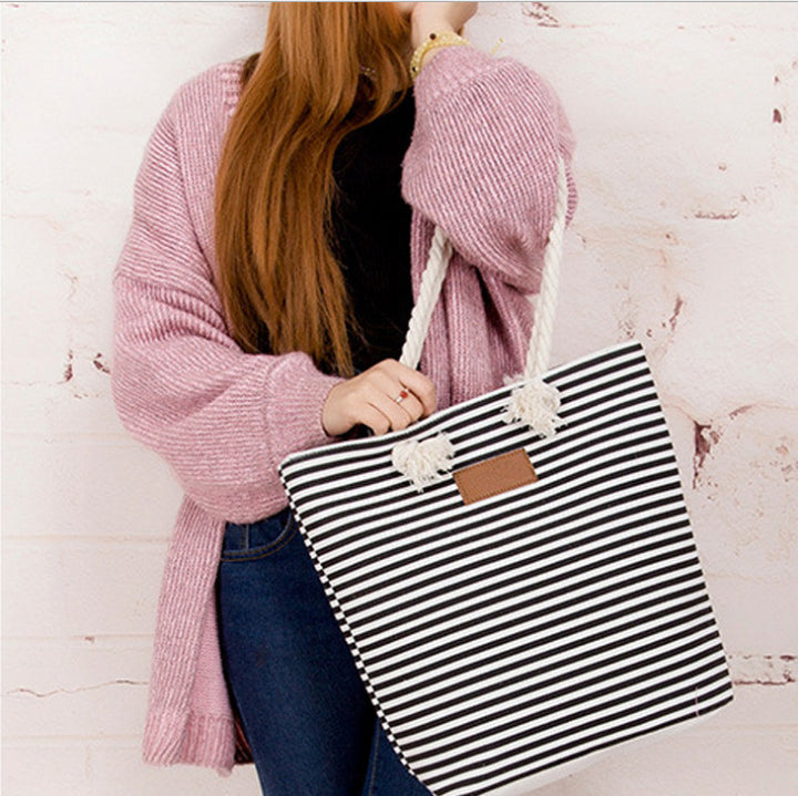 Striped beach bag with sturdy rope handles Stornfield