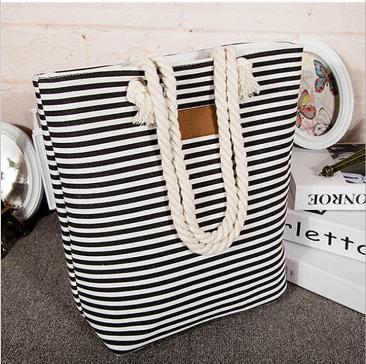 Striped beach bag with sturdy rope handles Stornfield