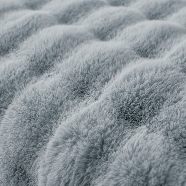 Luxe Ripple Faux Fur Sofa Cover - Modern, Stylish & Durable Sofa Protection | Stornfield
