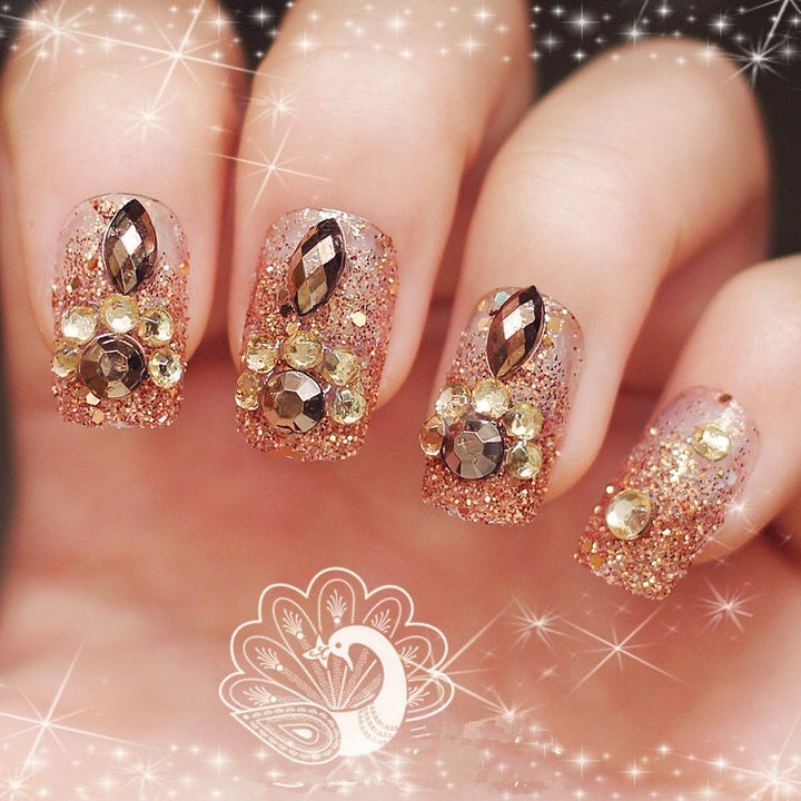 Glittering Nail Art Stornfield