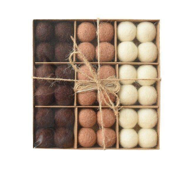 36pcs Stornfield Wool Christmas Tree Balls