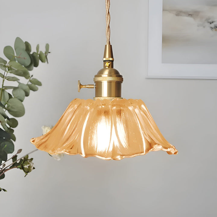 Hanging lamp with floral motif – Warm light & stylish design | For your home | Stornfield