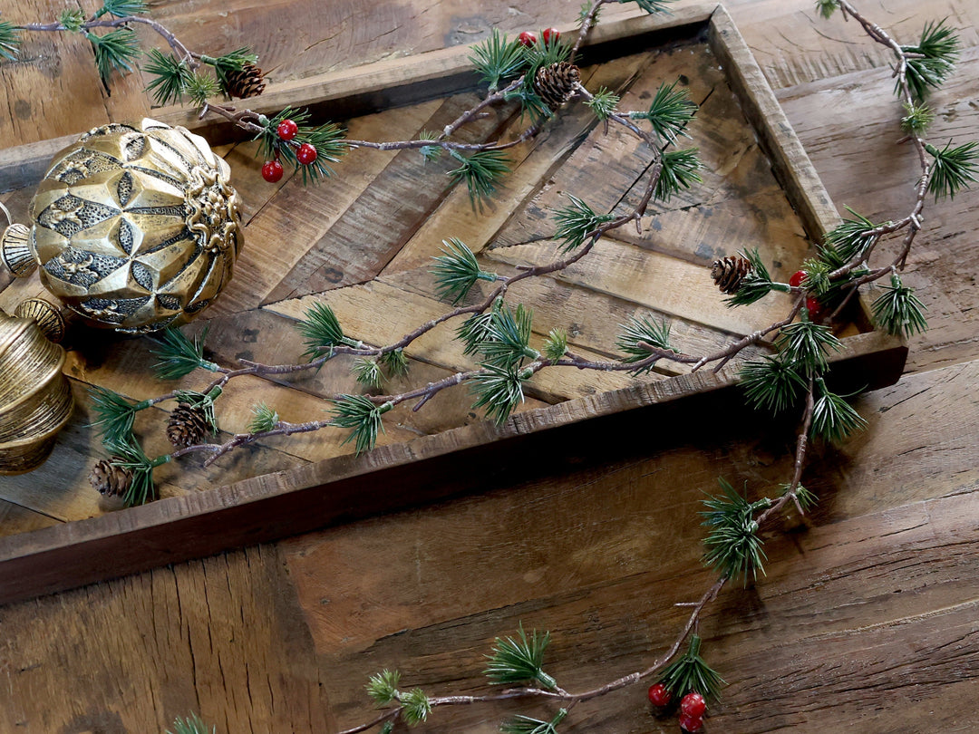 Stornfield | Chic Antique – Cedar Vine Flower with Berries, L160 cm, Natural