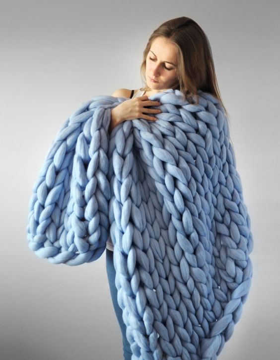 Stornfield 丨 Hand-Knit Blanket