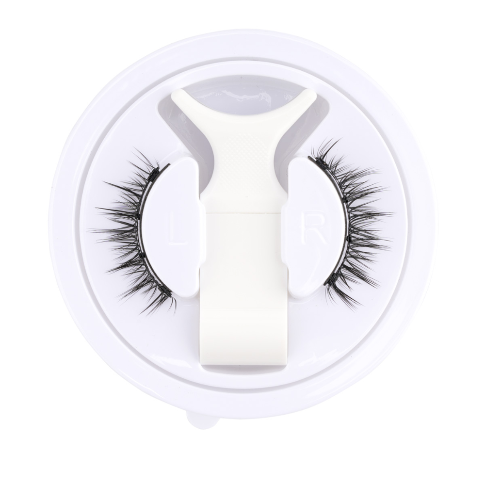 Stornfield | Reusable Magnetic Eyelash and Tweezer Set – No Glue Required