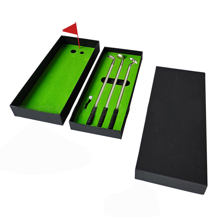 Golf gift with Stornfield putting green