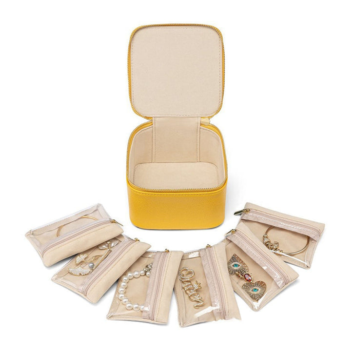 Leather travel jewelry box | Stornfield
