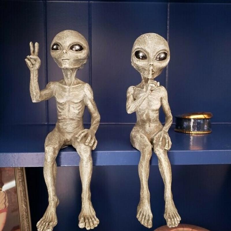 Alien Garden Statue | Stornfield