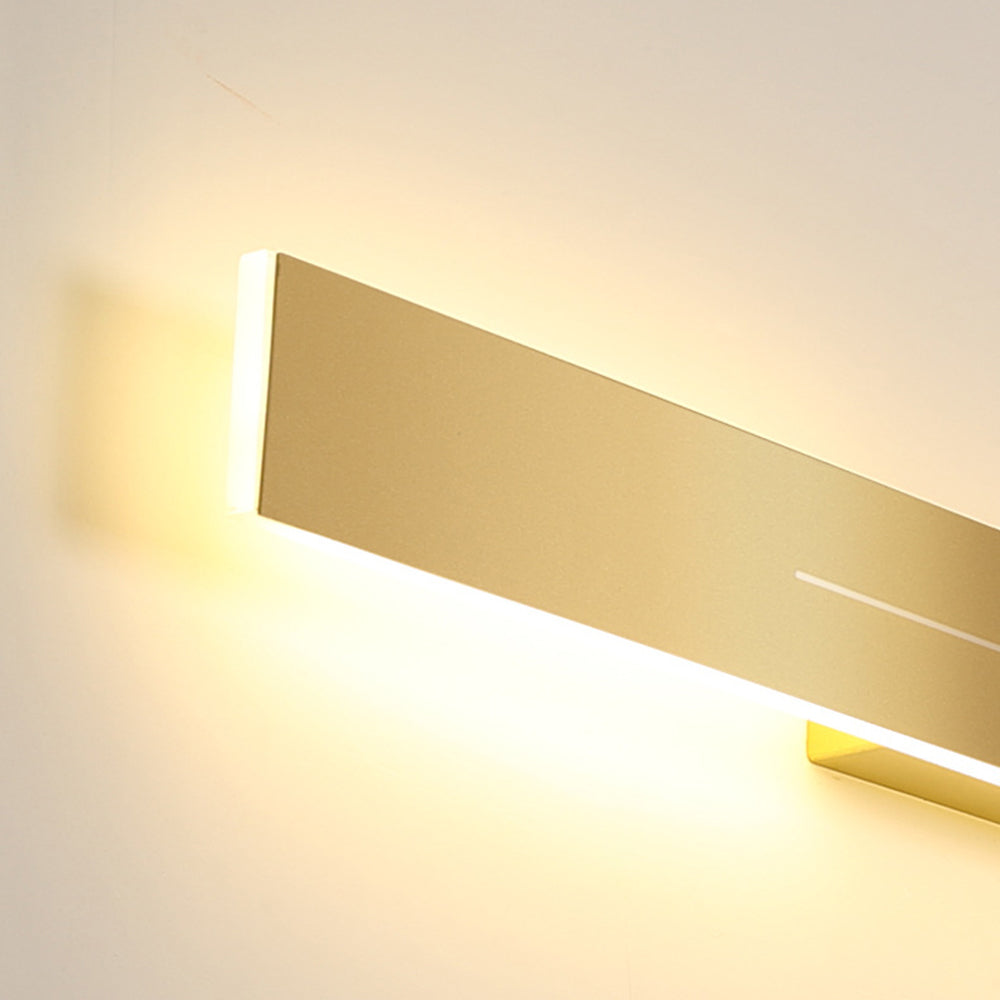 Modern LED Wall Lamp - LumièreGold | Stornfield